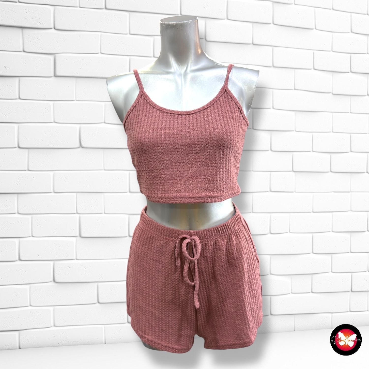 **HOY** Conjunto crop + short  color Malva Talla M