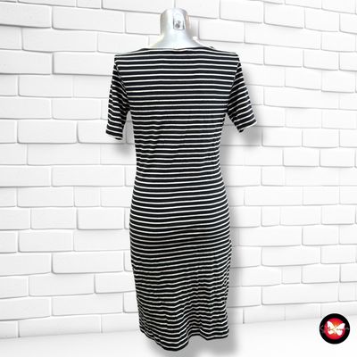 **HOY** Vestido canalé de manga corta de rayitas JACQUELINE DE YONG color Negro y blanco Talla S