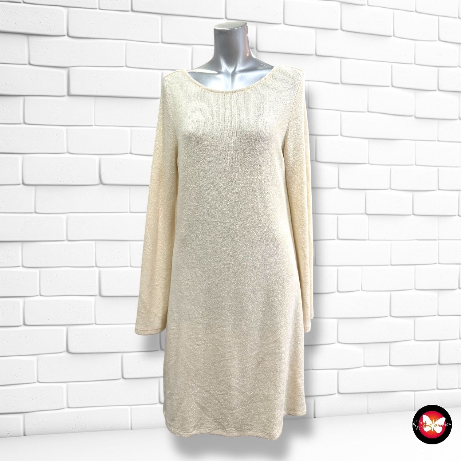 **HOY** Vestido de punto con espada abierta  color Crema Talla M/L