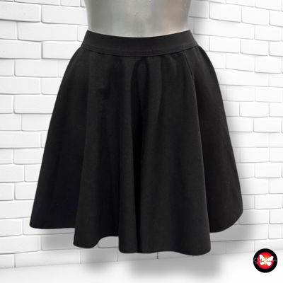 **HOY** Falda con vuelo color Negro Talla S