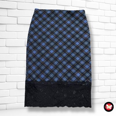 **HOY** Falda lápiz de cuadros con encaje FOREVER21 color Azul y negro Talla S