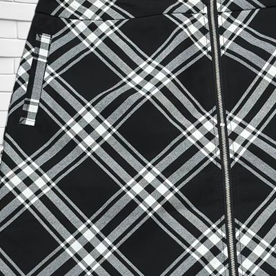 **HOY** Falda de cuadros YOUR SIXTH SENSE color Negro y blanco Talla 44