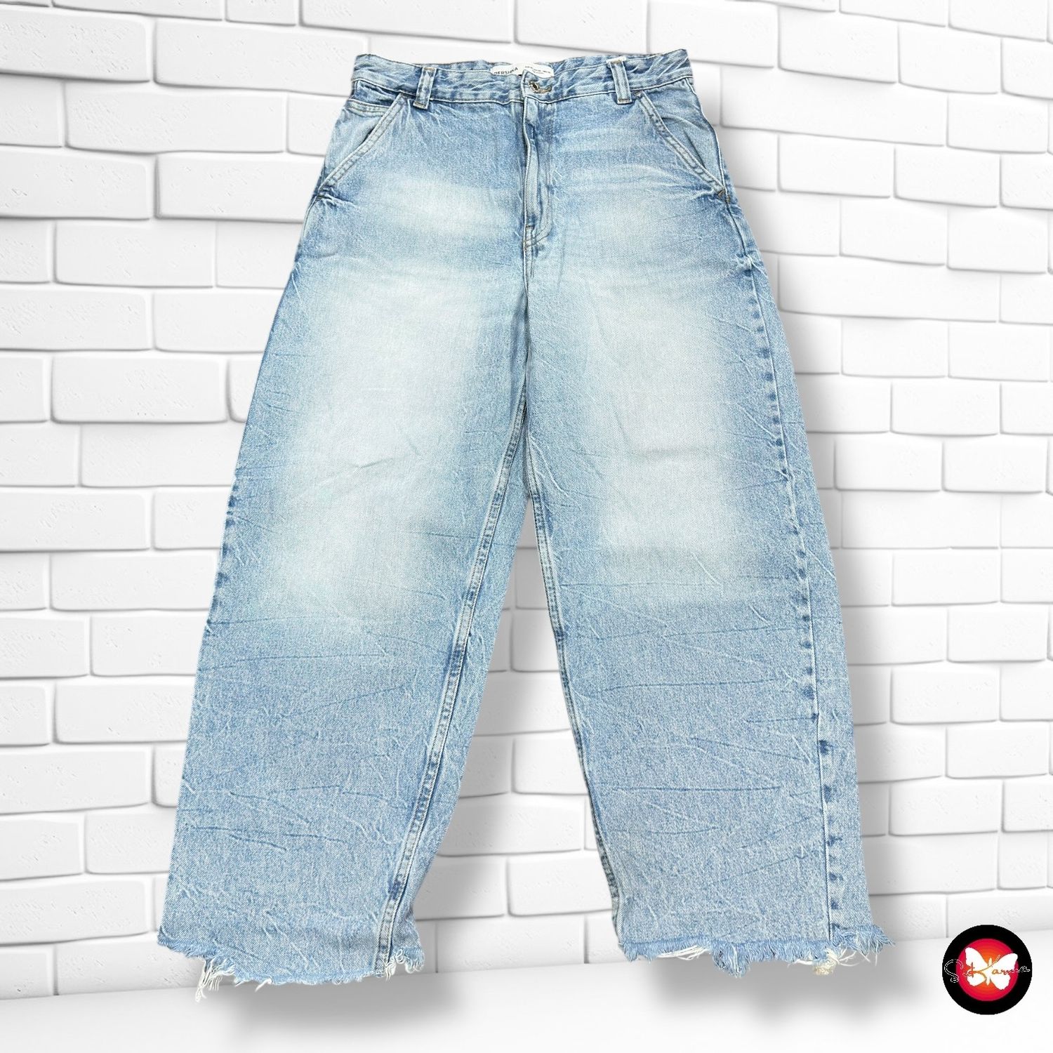 **HOY** Pantalón vaquero ancho de pierna BERSHKA color Azul Talla 38