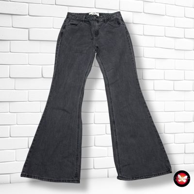 **HOY** Pantalón vaquero campana STR color Negro Talla 38