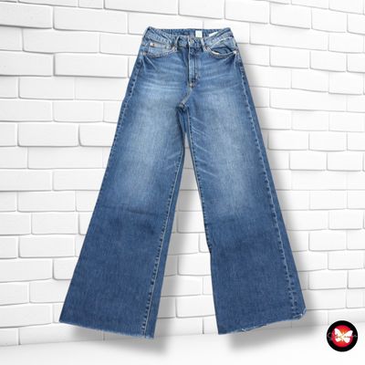 **HOY** Pantalón vaquero ancho de pierna H&amp;M color Azul Talla 36