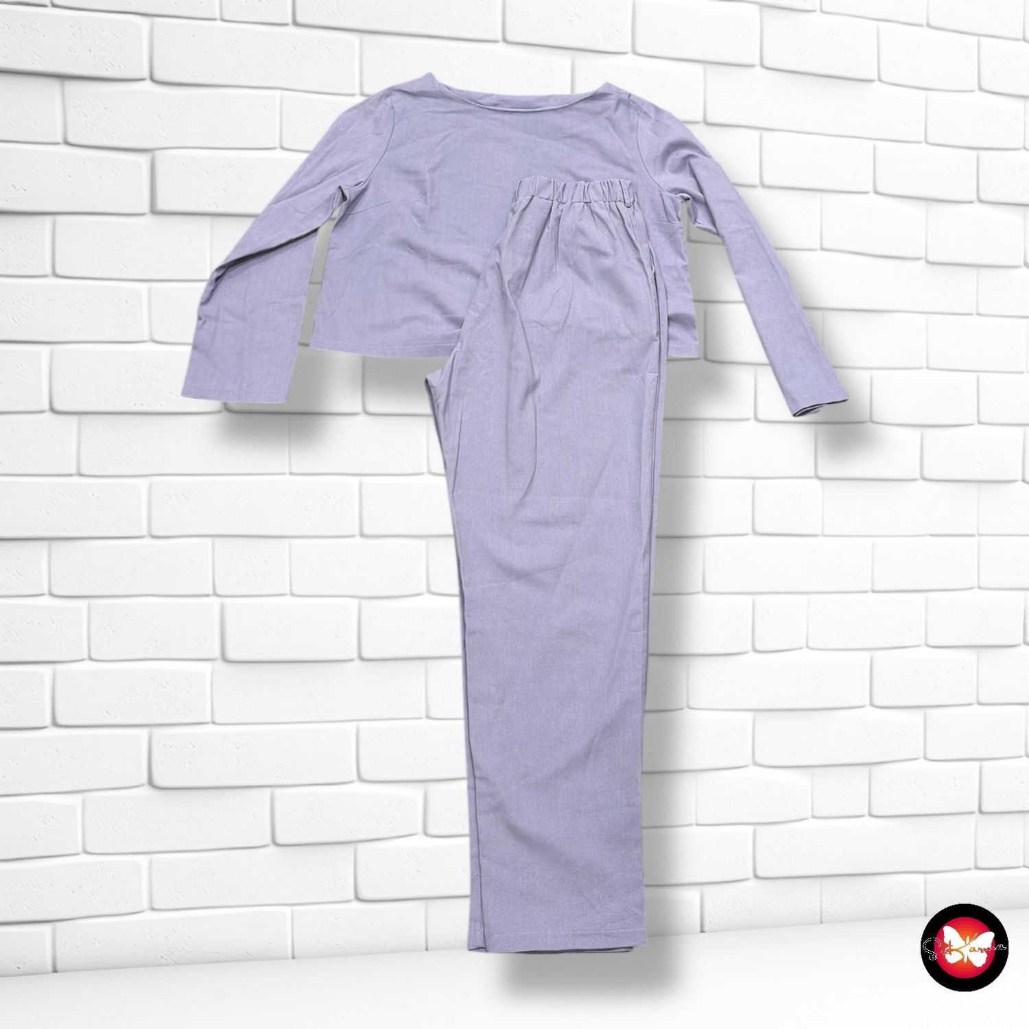 **HOY** Conjunto blusa + pantalón  color Lavanda Talla L