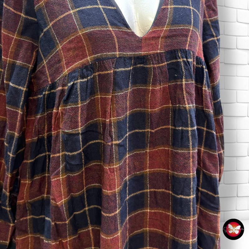 Mono corto de cuadros ZARA color Azul marino y granate Talla M