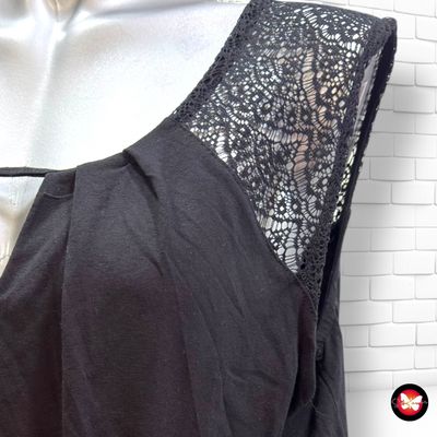 **HOY** Mono largo con encaje color Negro Talla M/L