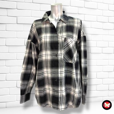 **HOY** Camisa de cuadros DIVIDED color Negro y blanco Talla XS