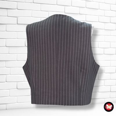 **HOY** Chaleco office de rayitas PAGEONE color Gris Talla 44