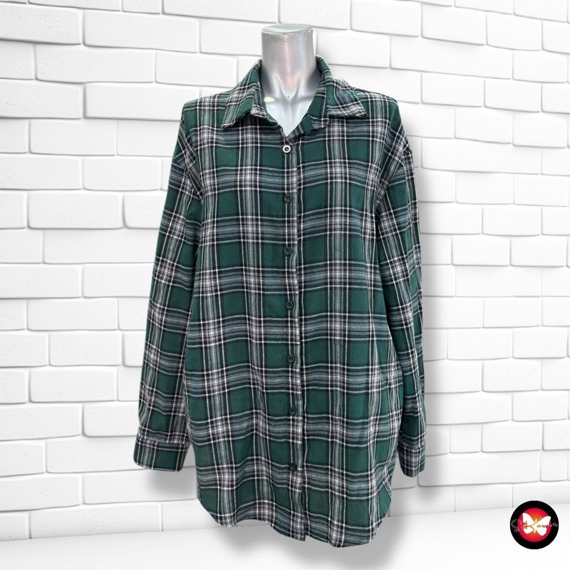 Camisa de cuadros SHEIN color Verde, blanco y negro Talla XS
