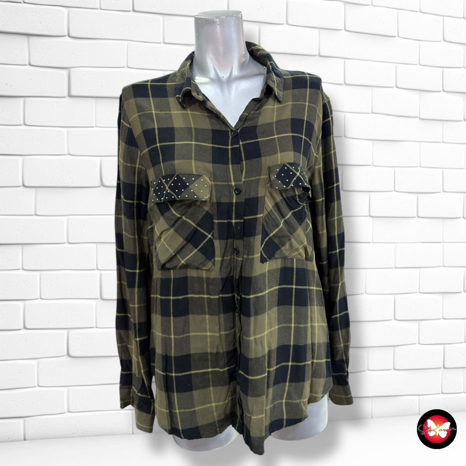 **HOY** Camisa de cuadros ZARA color Verde militar y negro Talla M