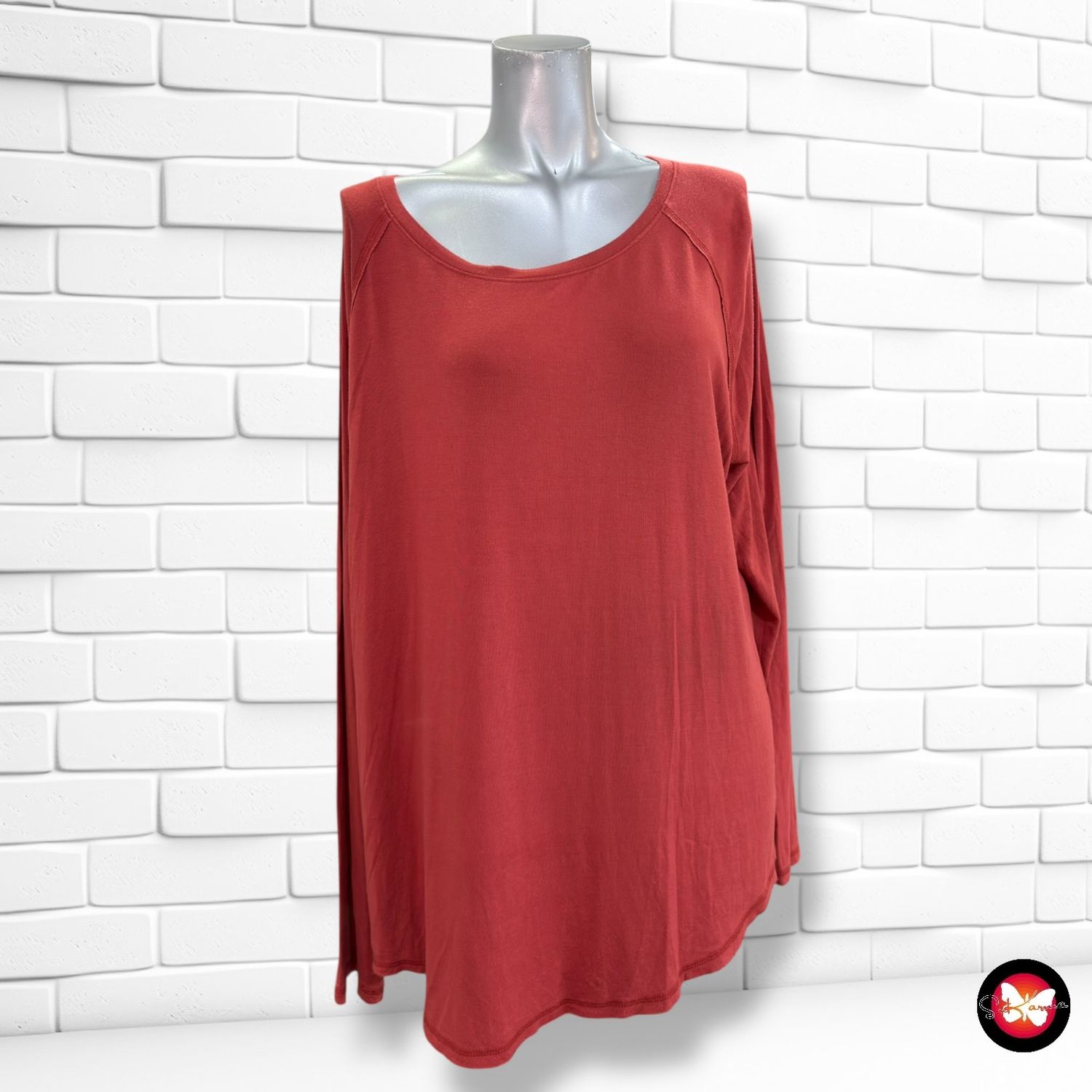 **HOY** Camiseta de manga larga NOBO color Teja Talla 3XL