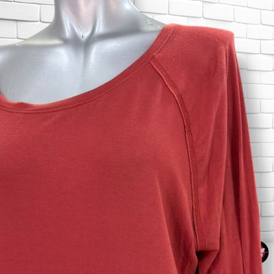 **HOY** Camiseta de manga larga NOBO color Teja Talla 3XL