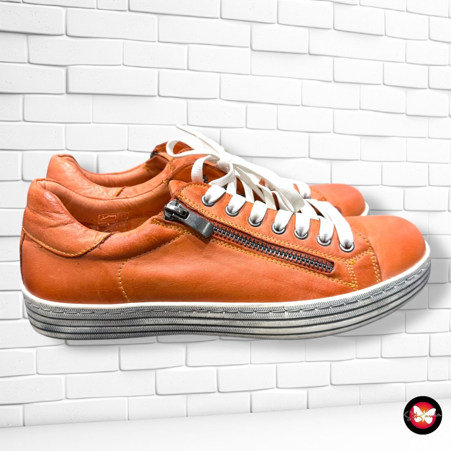 **HOY** Zapatillas de piel T37