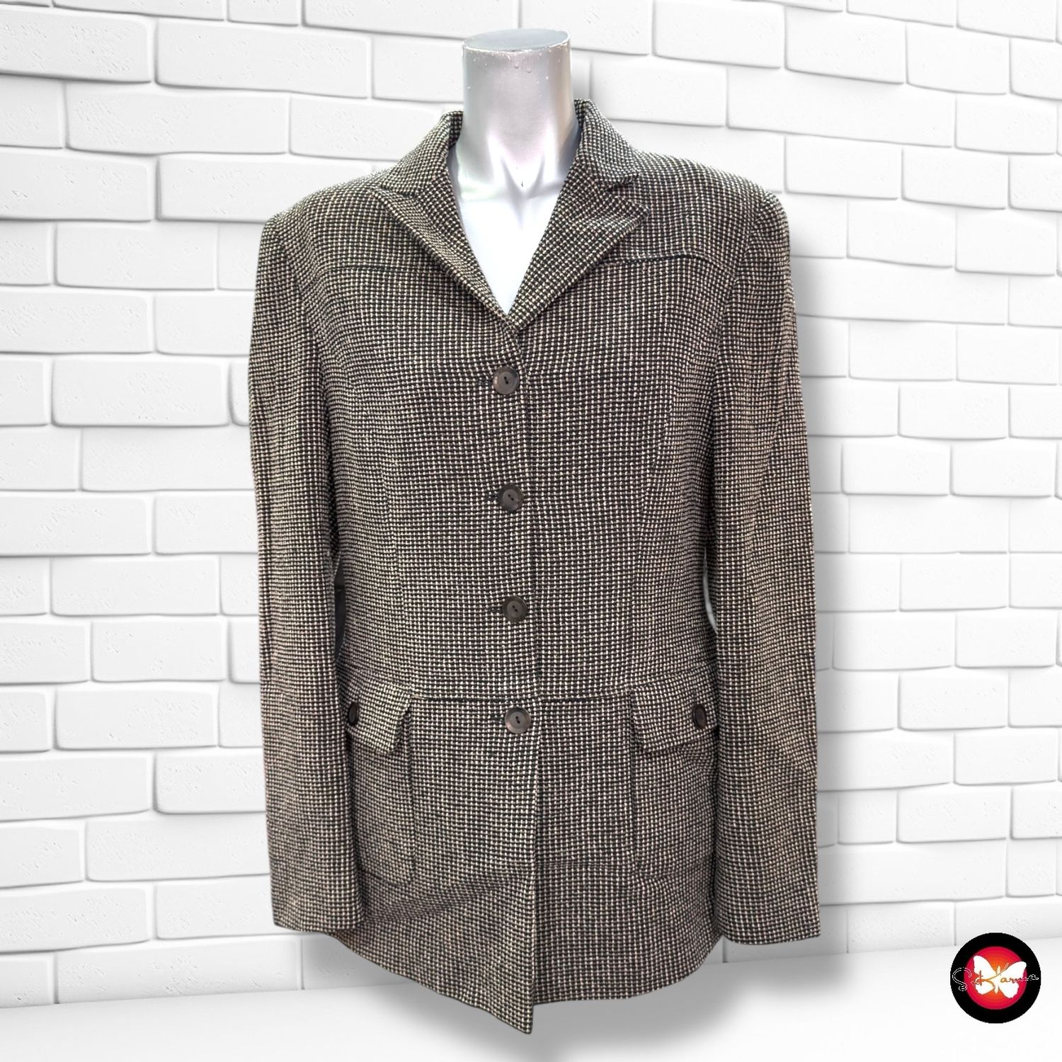 **HOY** Blazer de paño ROBERTO VERINO color Negro y camel Talla 40