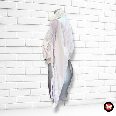 **HOY** Chaqueta cortavientos cropped BERSHKA color Blanco Talla XS