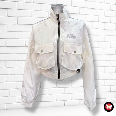 **HOY** Chaqueta cortavientos cropped BERSHKA color Blanco Talla XS