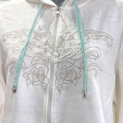 **HOY** Chaqueta sudadera de peluchito ROCK FOREVER color Hueso Talla 44/46