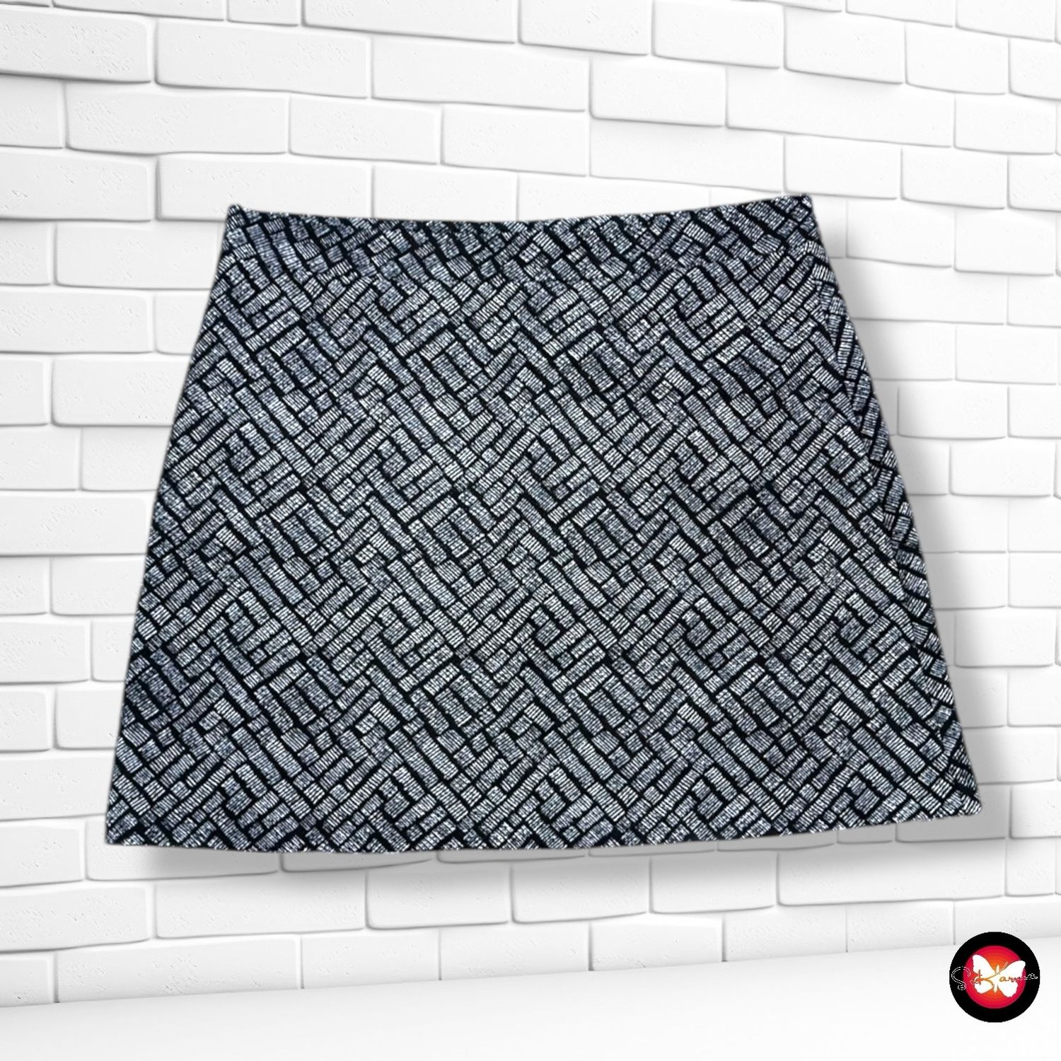 **HOY** Falda H&amp;M color Negro y blanco Talla M