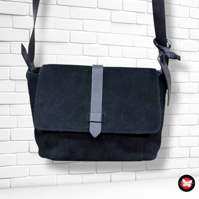 **HOY** Bolso bandolera de ante MINT & BERRY color Negro Talla PEQUEÑO