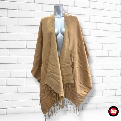 **HOY** Poncho color Camel Talla ÚNICA