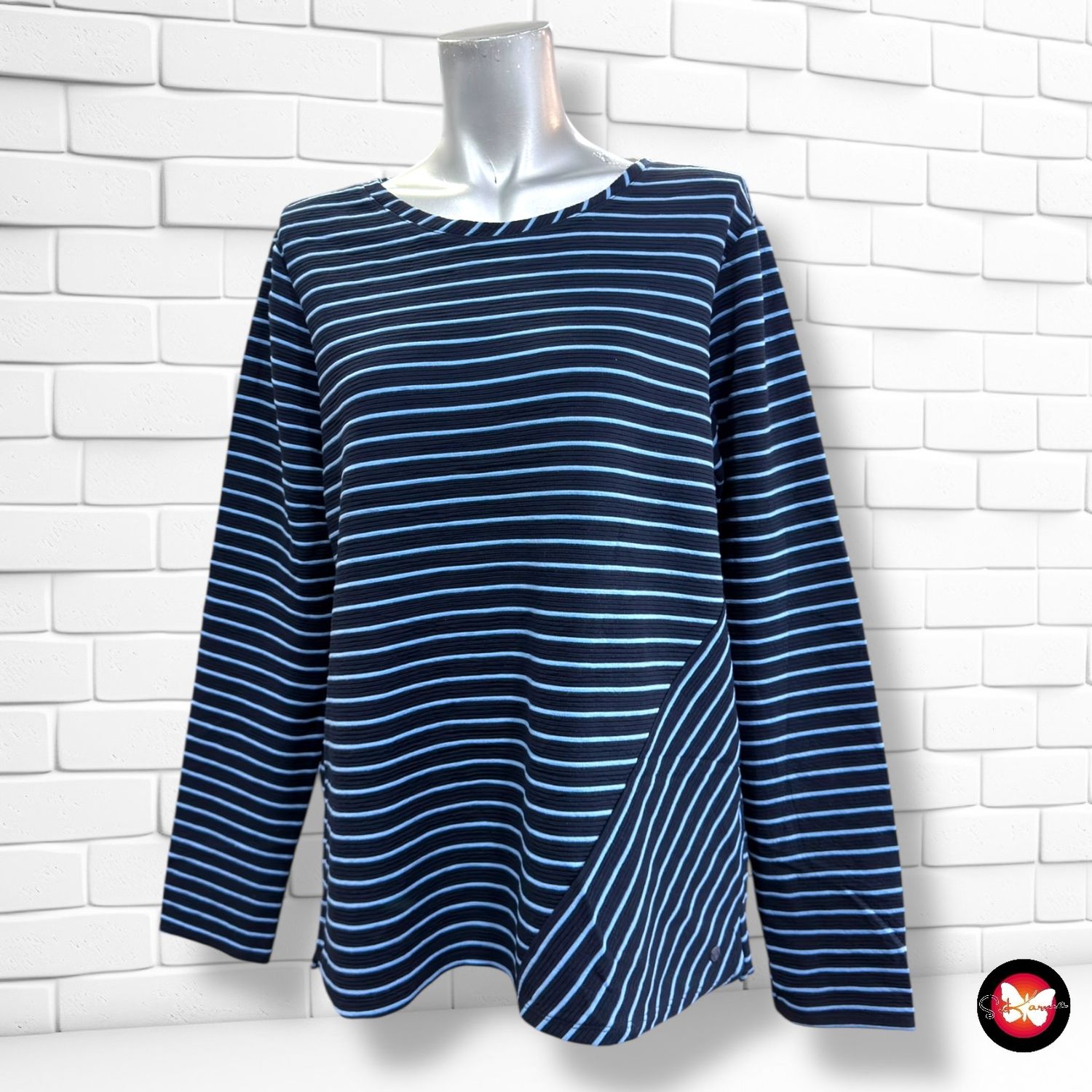 **HOY** Sudadera de vestir de rayitas CECIL color Azul marino y celeste Talla M
