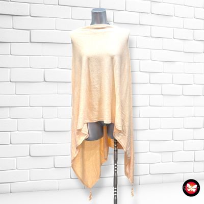 **HOY** Poncho  BONITA color Salmón Talla ÚNICA