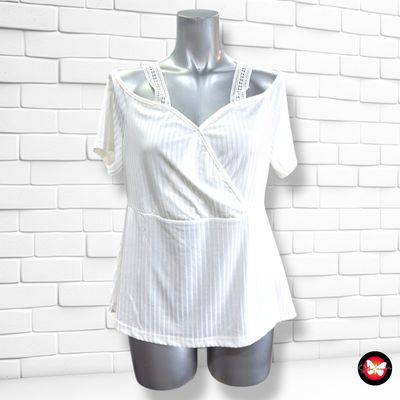 **HOY** Blusa con hombros descubiertos SHEIN CURVE color Blanco Talla 0XL