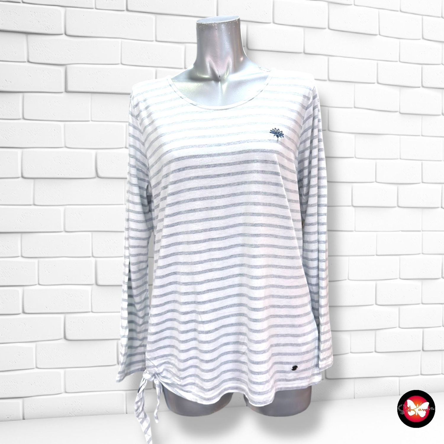 **HOY** Camiseta de manga larga de rayitas  color Blanco y azul Talla 40/42