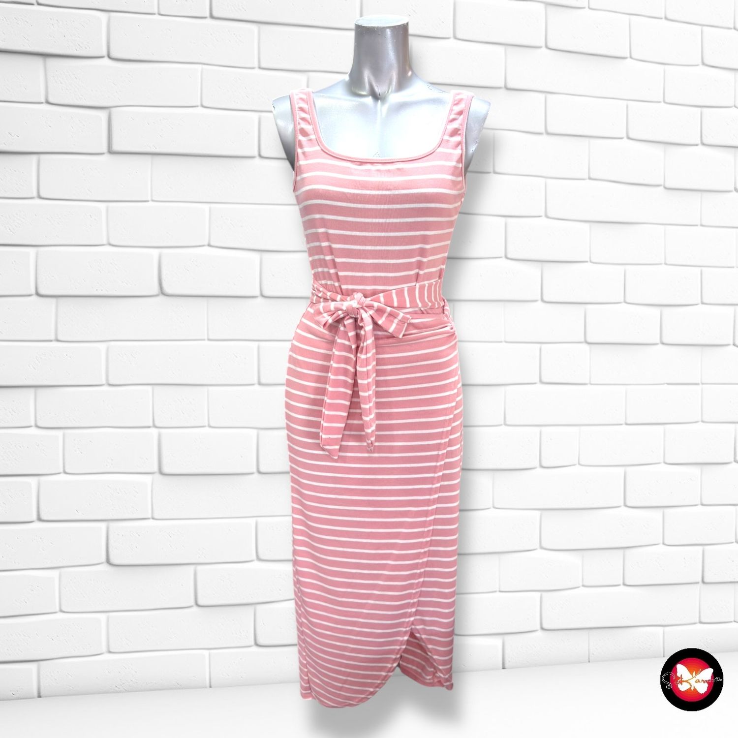 **HOY** Vestido largo de rayitas  color Rosa y blanco Talla S/M