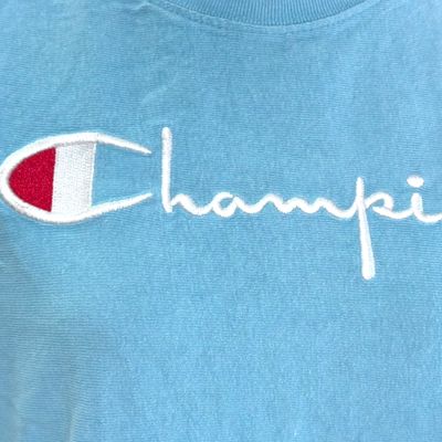 **HOY** Camiseta de manga corta CHAMPION color Celeste Talla S