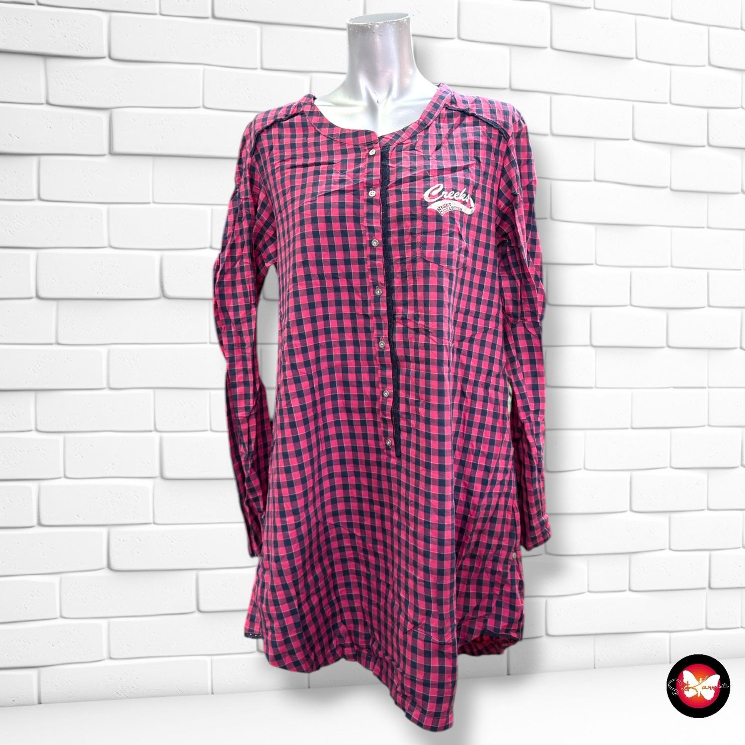 **HOY** Blusón de cuadritos  CREEKS color Rojo y azul Talla M