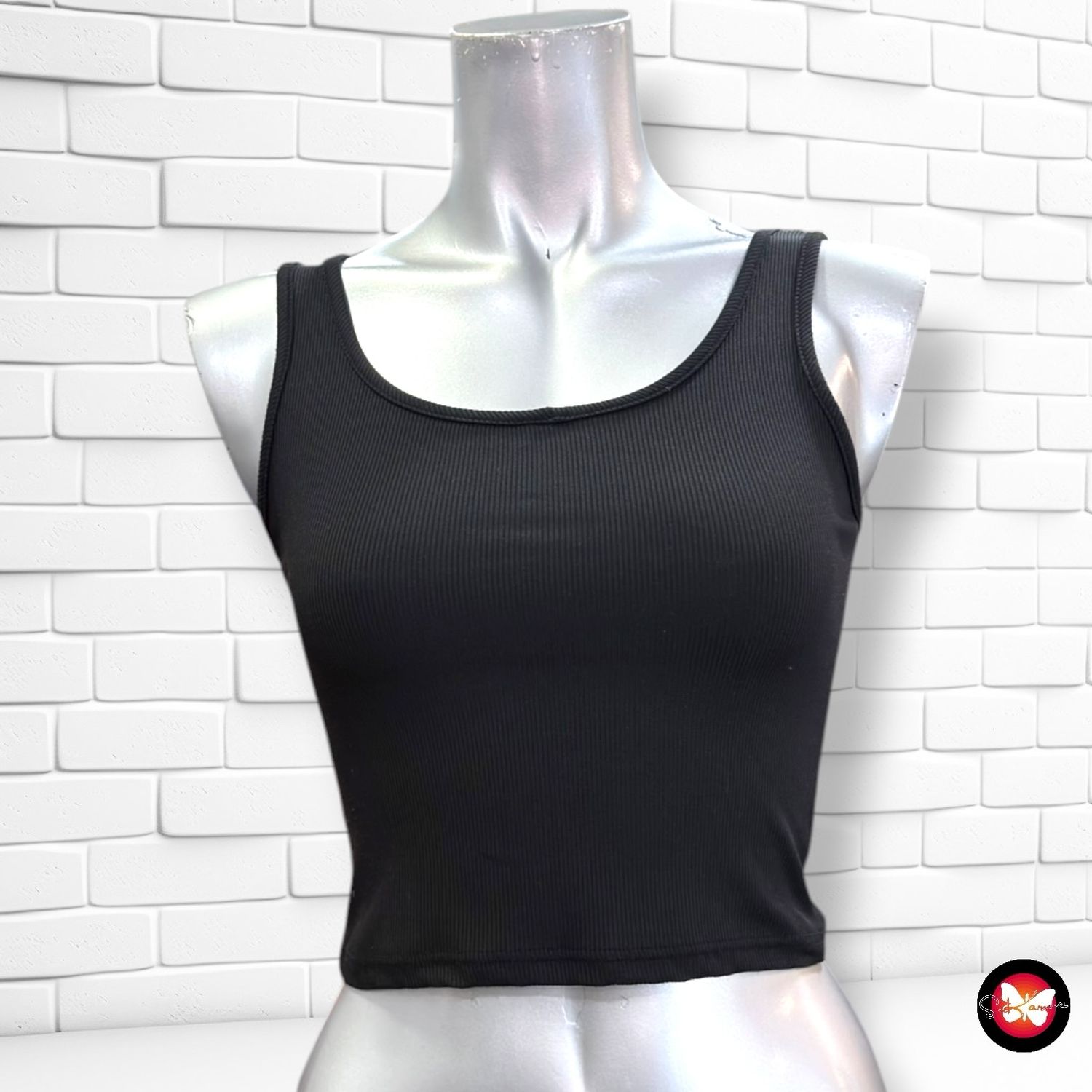 **HOY** Camiseta cropped de tirantes  color Negro Talla S