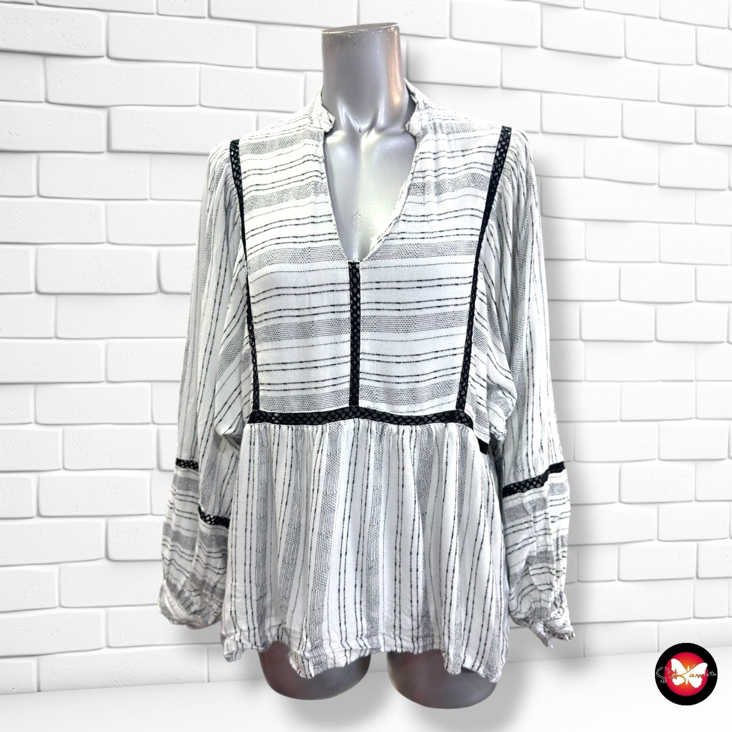 **HOY** Blusa de mangas abullonadas PROMOD color Blanco y negro Talla M