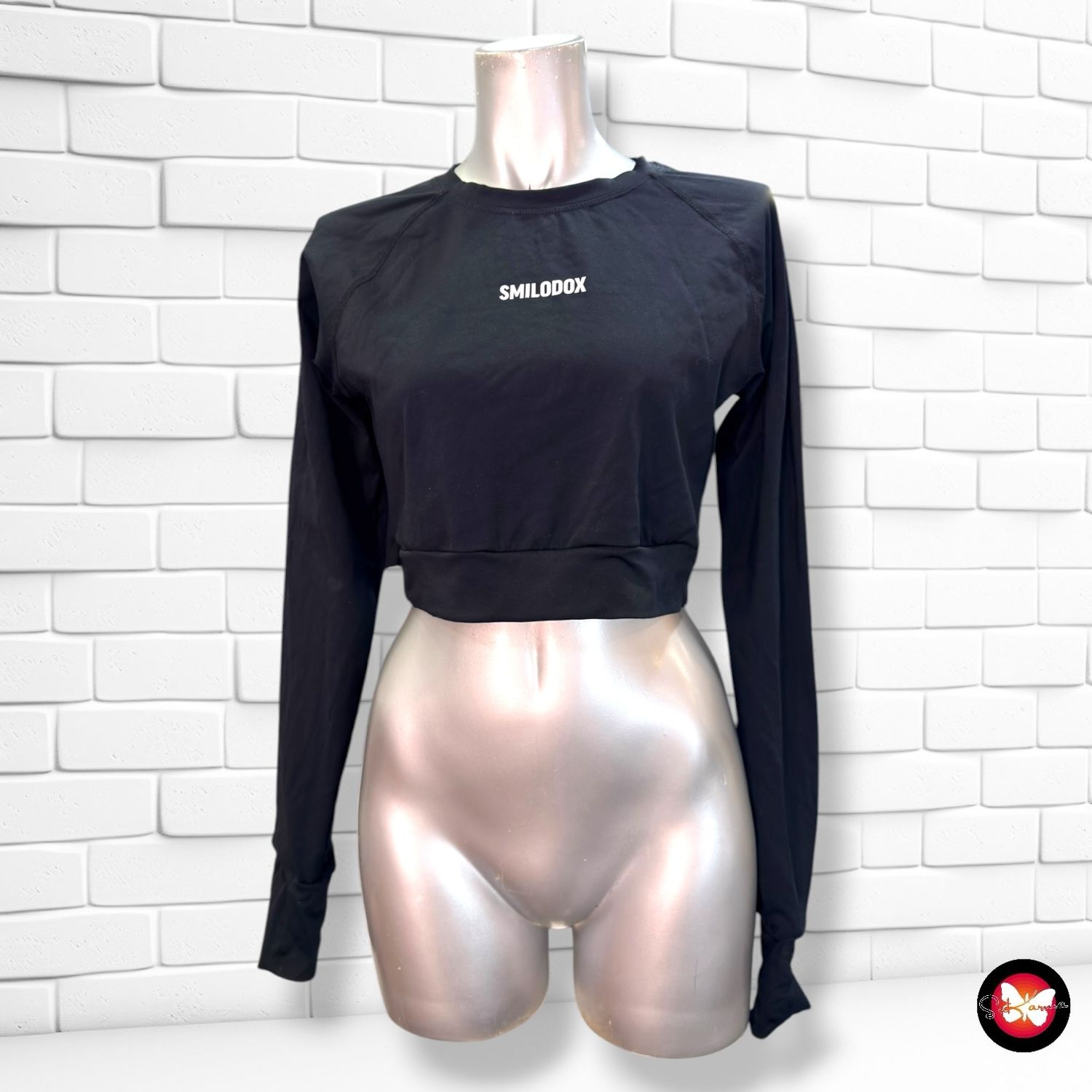 **HOY** Camiseta deportiva cropped SMILODOX color Negro y gris Talla L