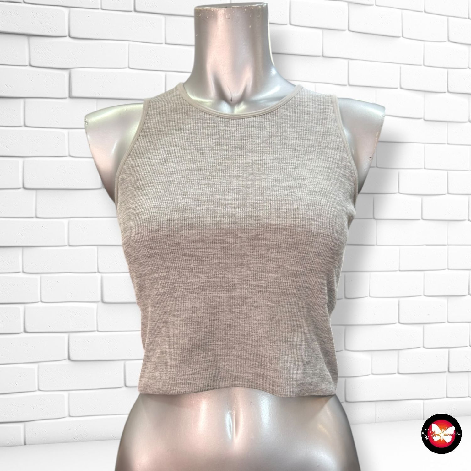 **HOY** Top deportivo H&amp;M color Gris Talla M
