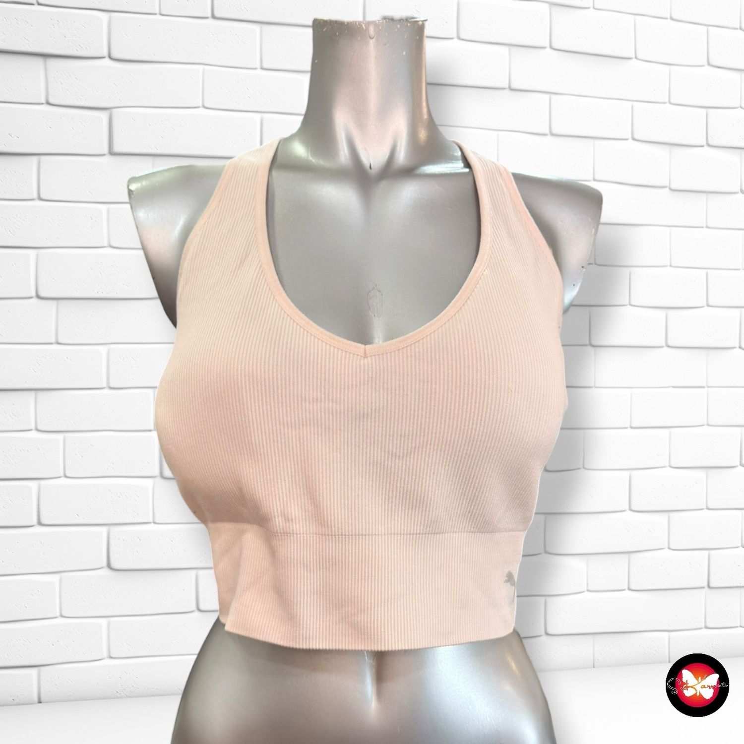 **HOY** Top deportivo PUMA color Nude Talla XL