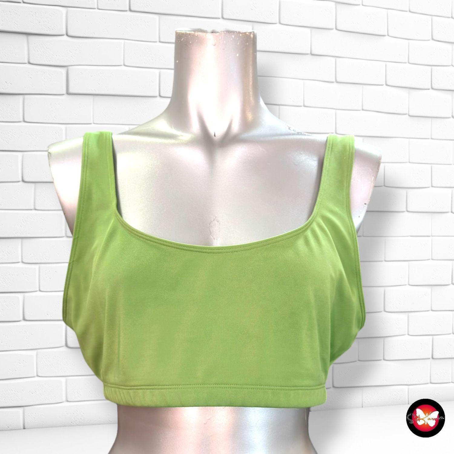 **HOY** Top deportivo  color Verde Talla L