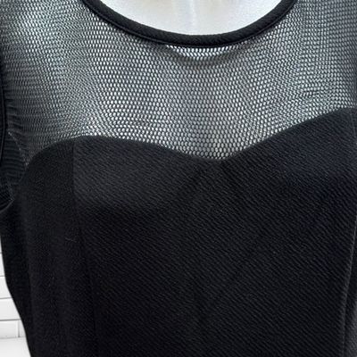 **HOY** Vestido de noche con rejilla MOLLY BRACKEN color Negro Talla M