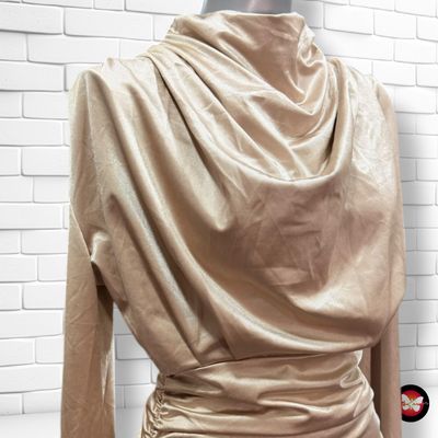 **HOY** Vestido de noche con drapeado  color Champagne Talla S