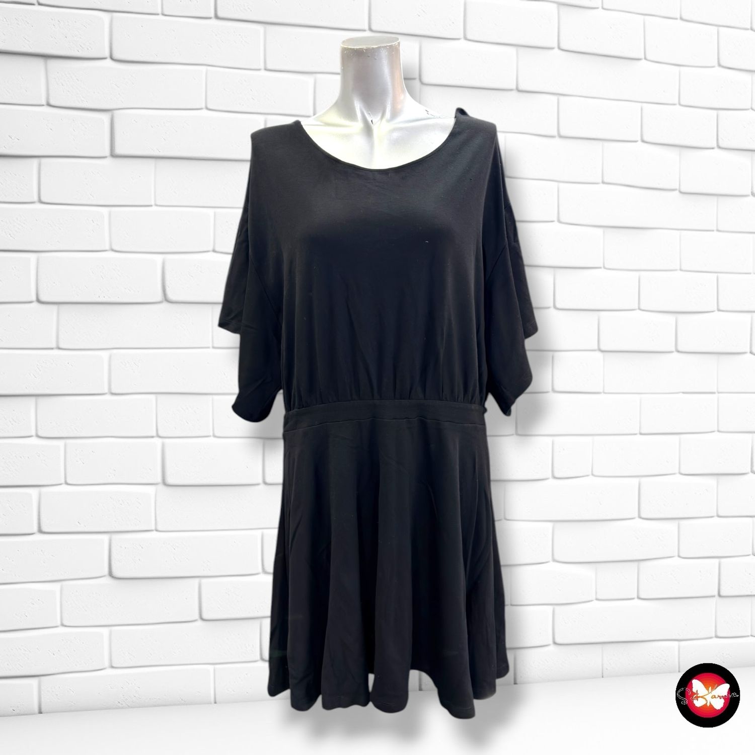 **HOY** Vestido con espalda abierta IVYREVEL color Negro Talla L (grande)