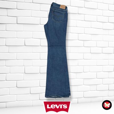 **HOY** Pantalón 715 BOOTCUT LEVI’S color Azul vaquero Talla M/L (W29)