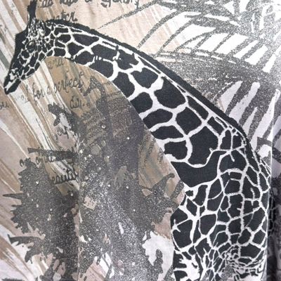 **HOY** Camiseta de manga corta estampada  color Taupe Talla XXL