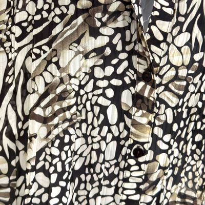 **HOY** Camisa traslúcida de media manga CANDA color Beige y marrón Talla 48