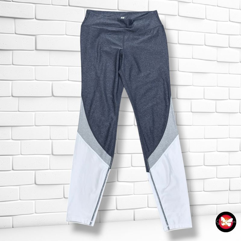 **HOY** Mallas deportivas  H&amp;M color Gris y blanco Talla M