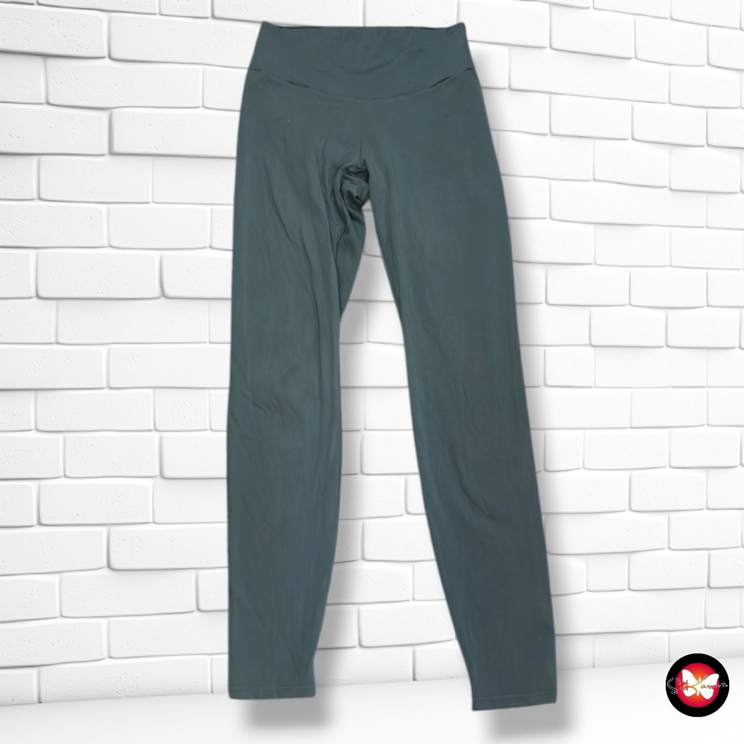 **HOY** Mallas deportivas  OYSHO color Verde Talla S