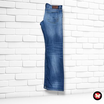 **HOY** Pantalón TOMMY HILFIGER color Azul vaquero Talla XL (W34)