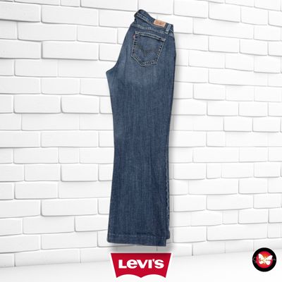 **HOY** Pantalón 529 CURVY BOOT CUT LEVI’S color Azul vaquero Talla L (W31)