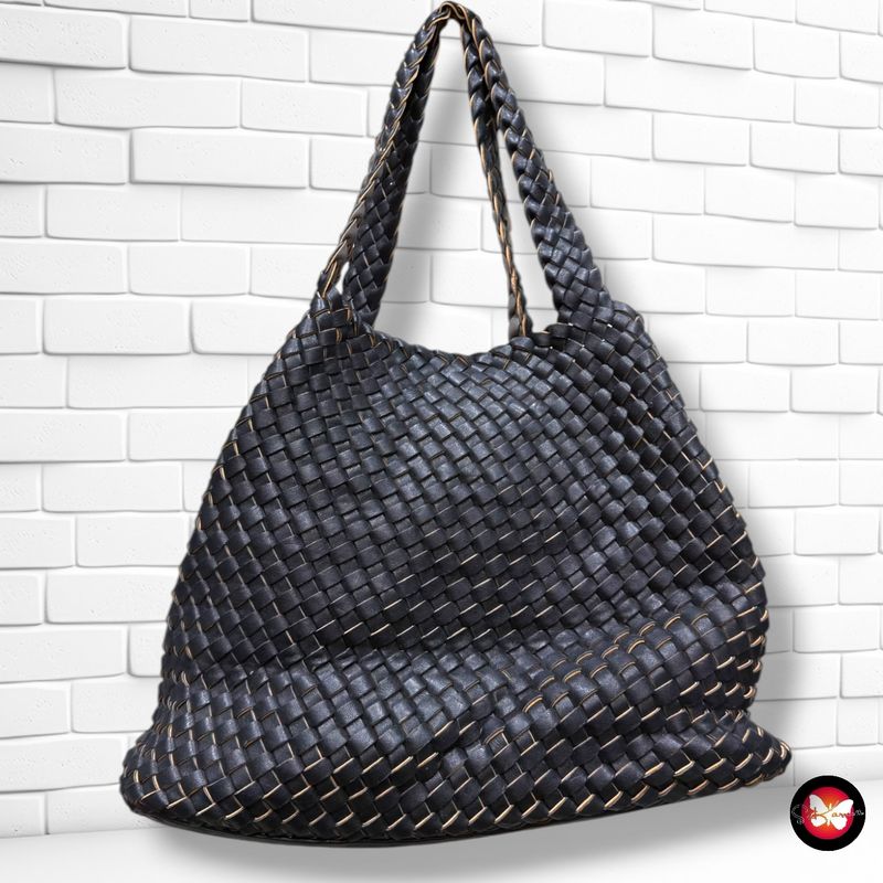 Bolso de hombro trenzado  color Negro y gris Talla GRANDE
